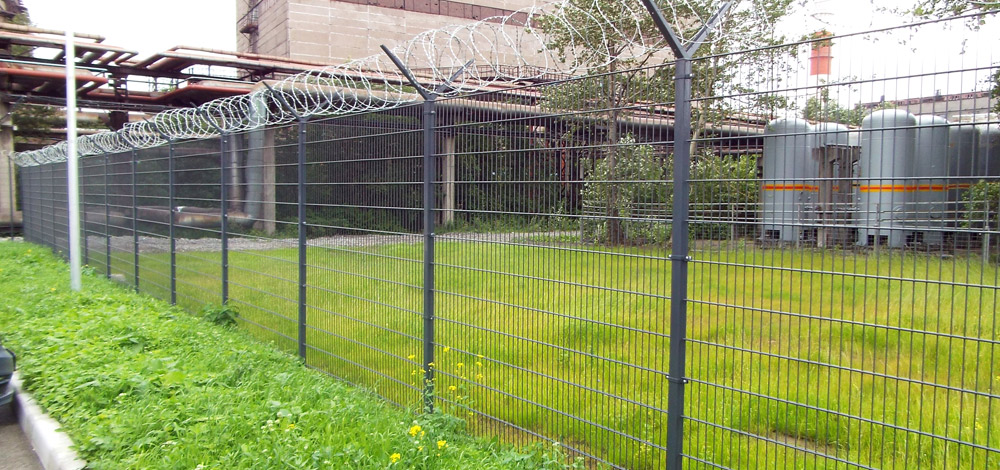 Fencing for industrial sites Fencing for industrial sites